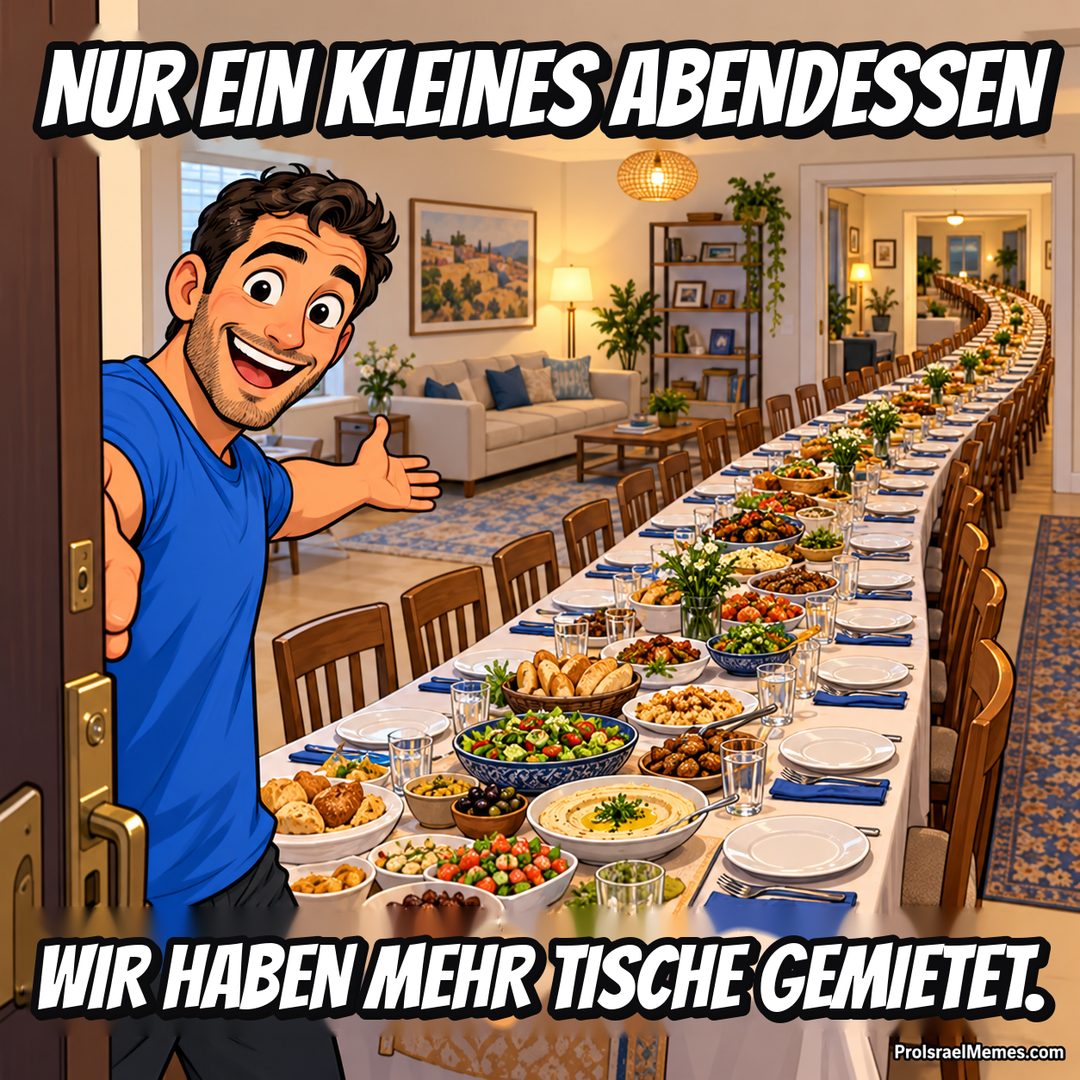 Ein lächelnder Gastgeber öffnet die Tür neben einem gedeckten Esstisch, der sich durch mehrere möblierte Zimmer zieht.